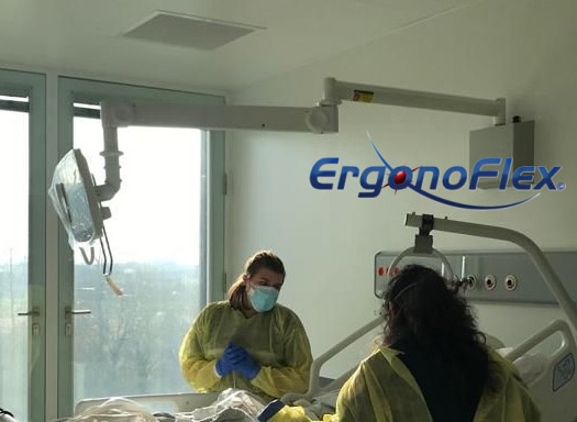Long distance medical arm for screen ! Wall mount